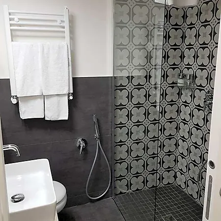 Art Street Hotel 3*