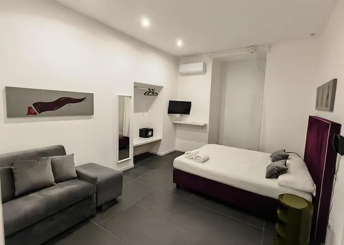 Art Street 3* Νάπολη